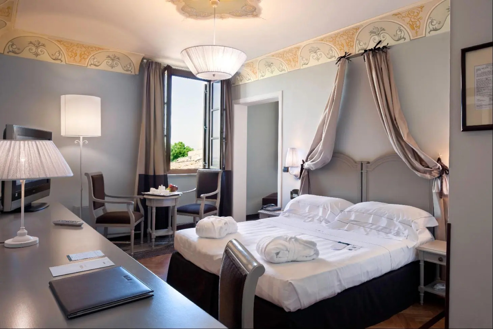 UNAHOTELS Palazzo Mannaioni Toscana