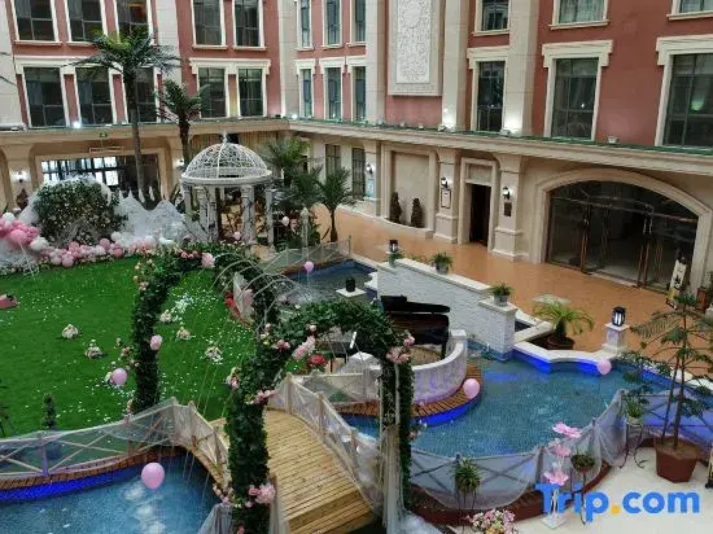 Taixi International Hotel