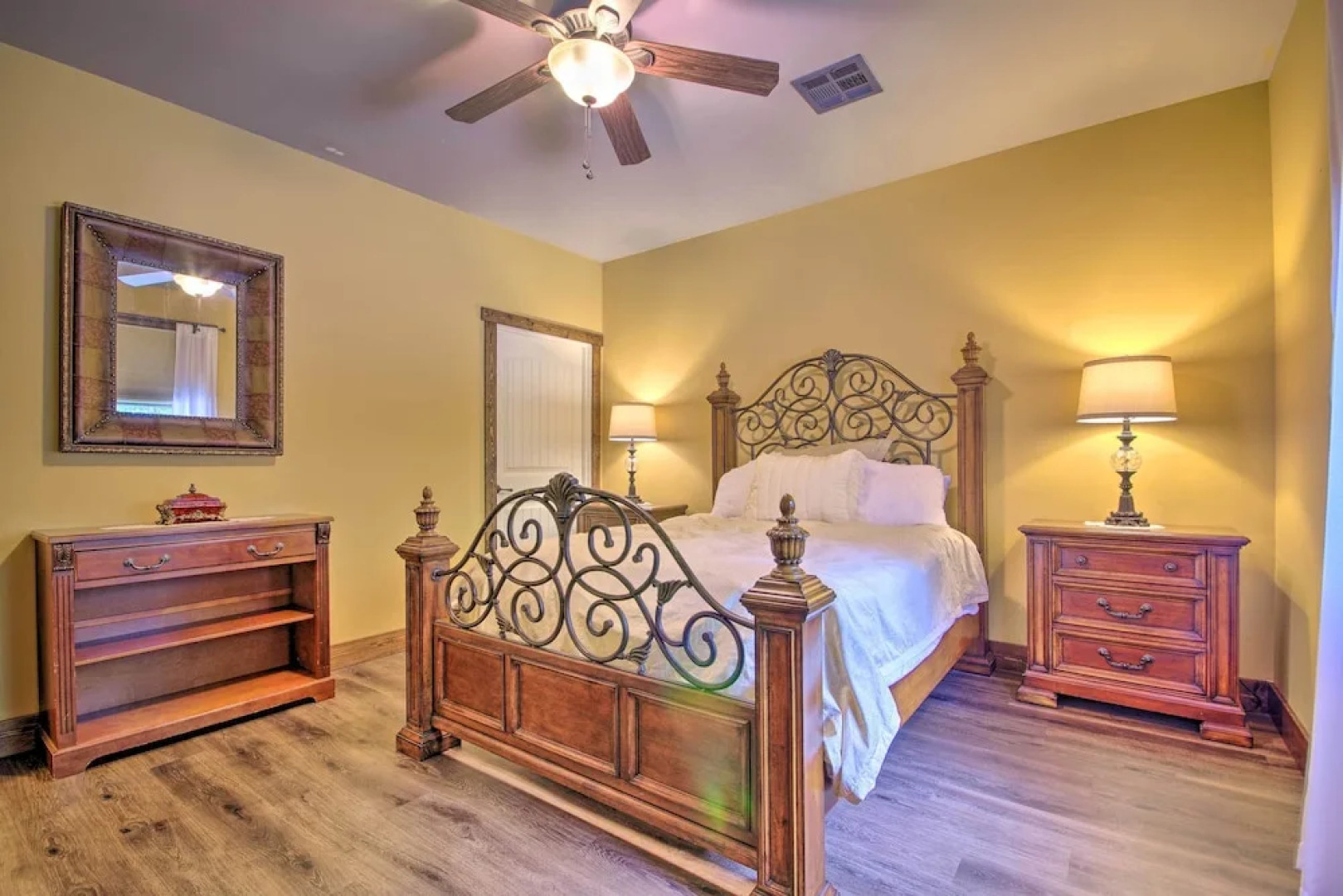 'dragon Castle' w/ Secret Passage, Dock, & Hot Tub