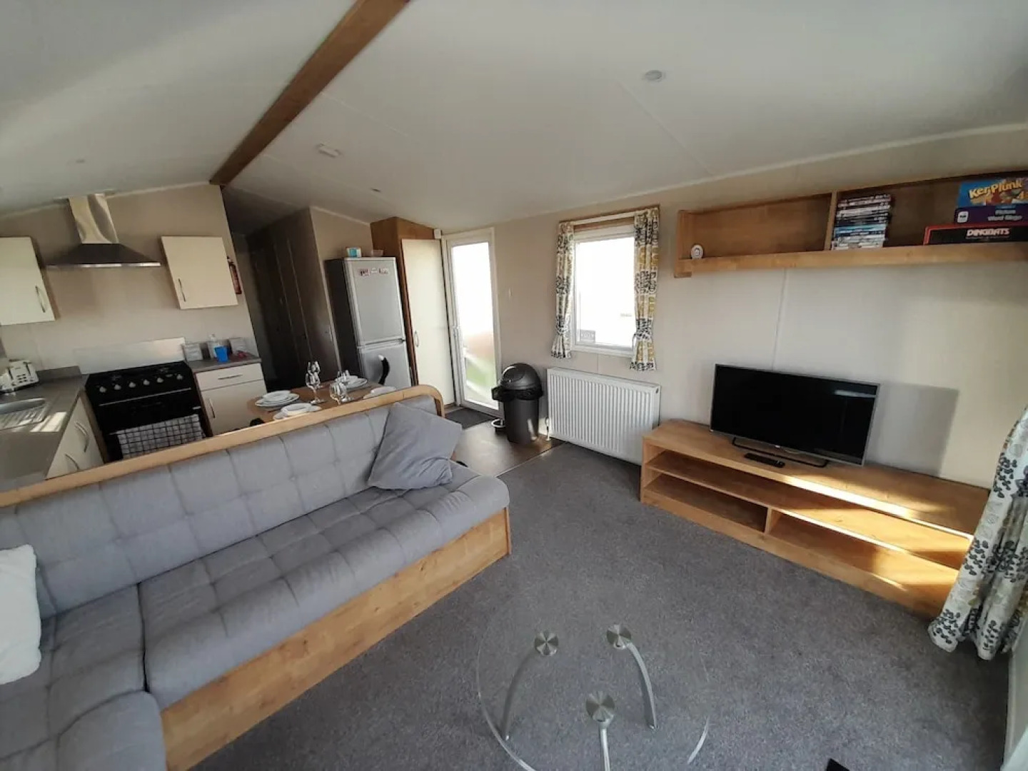 Beautiful 3 Bed Caravan in Walton on the Naze