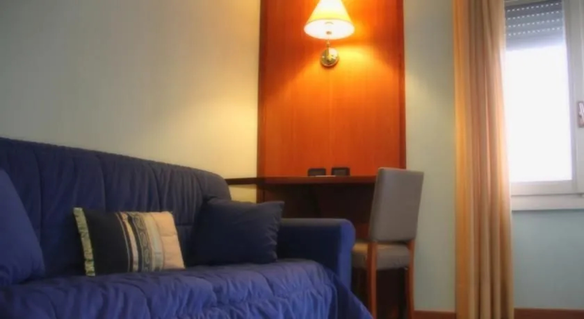 Hotel Zoello Je Suis