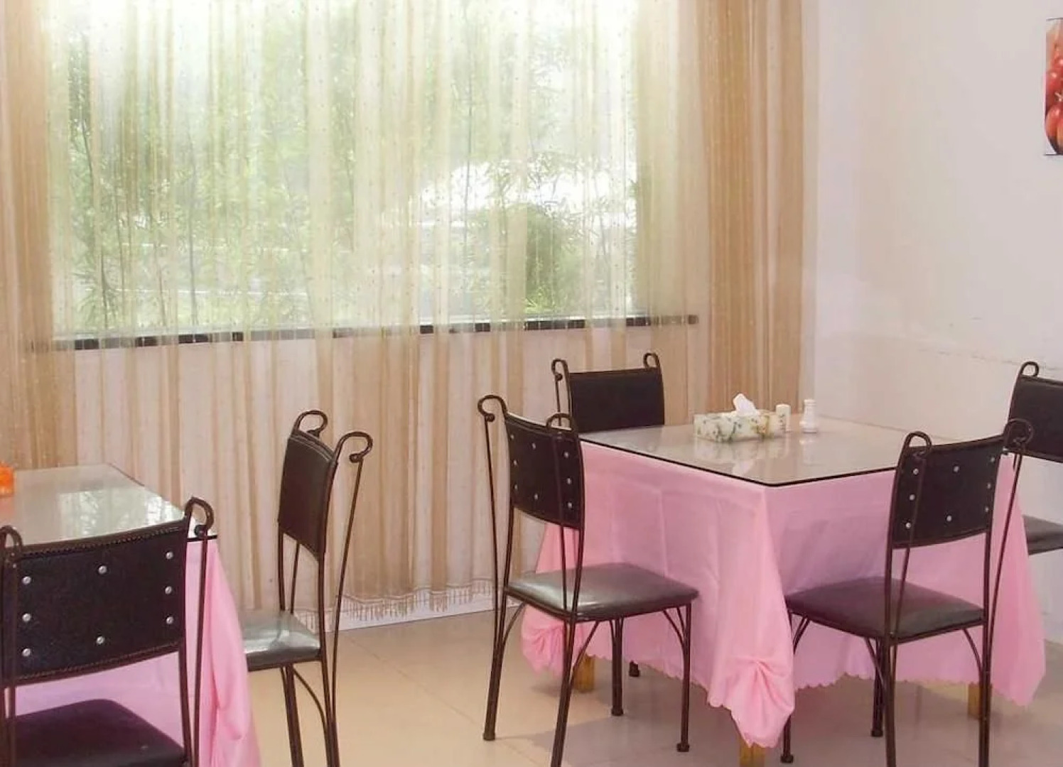 Yueqing Yuecheng Donghai Holiday Hotel