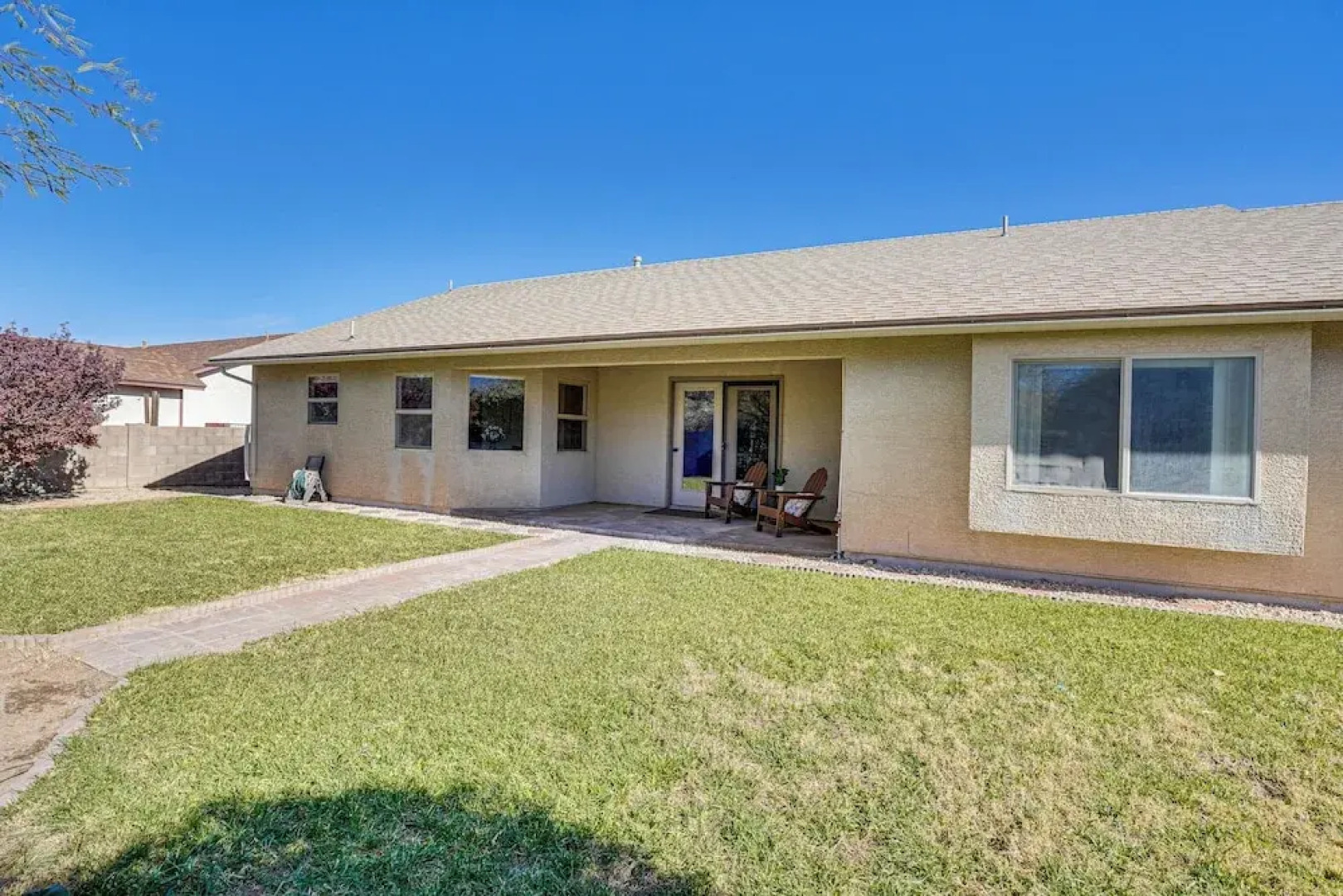 Thatcher Home w/ Fenced Backyard: 3 Mi to Downtown