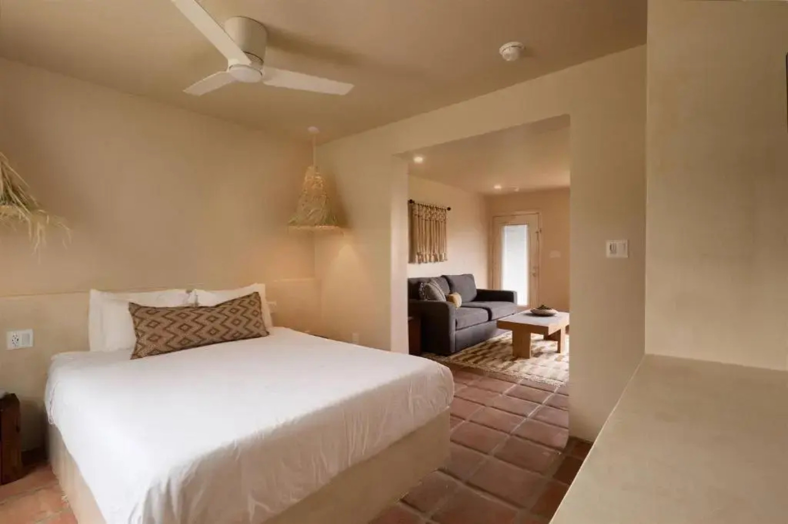 The Sand Castle Inn And Suites