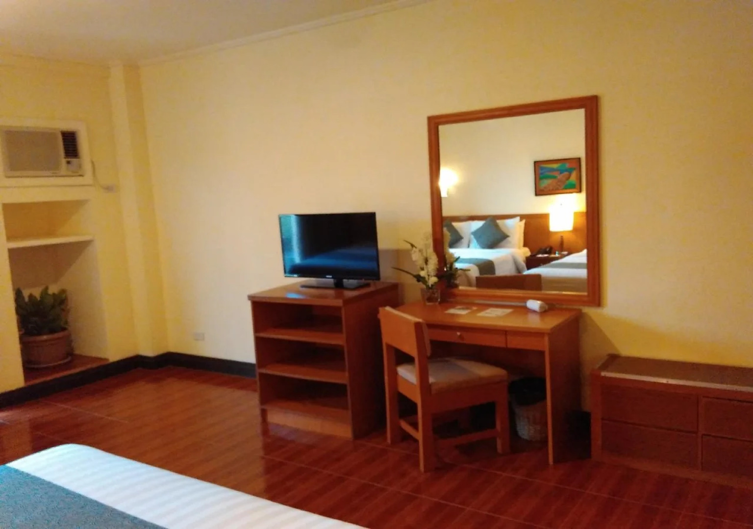 The Suites at Mount Malarayat