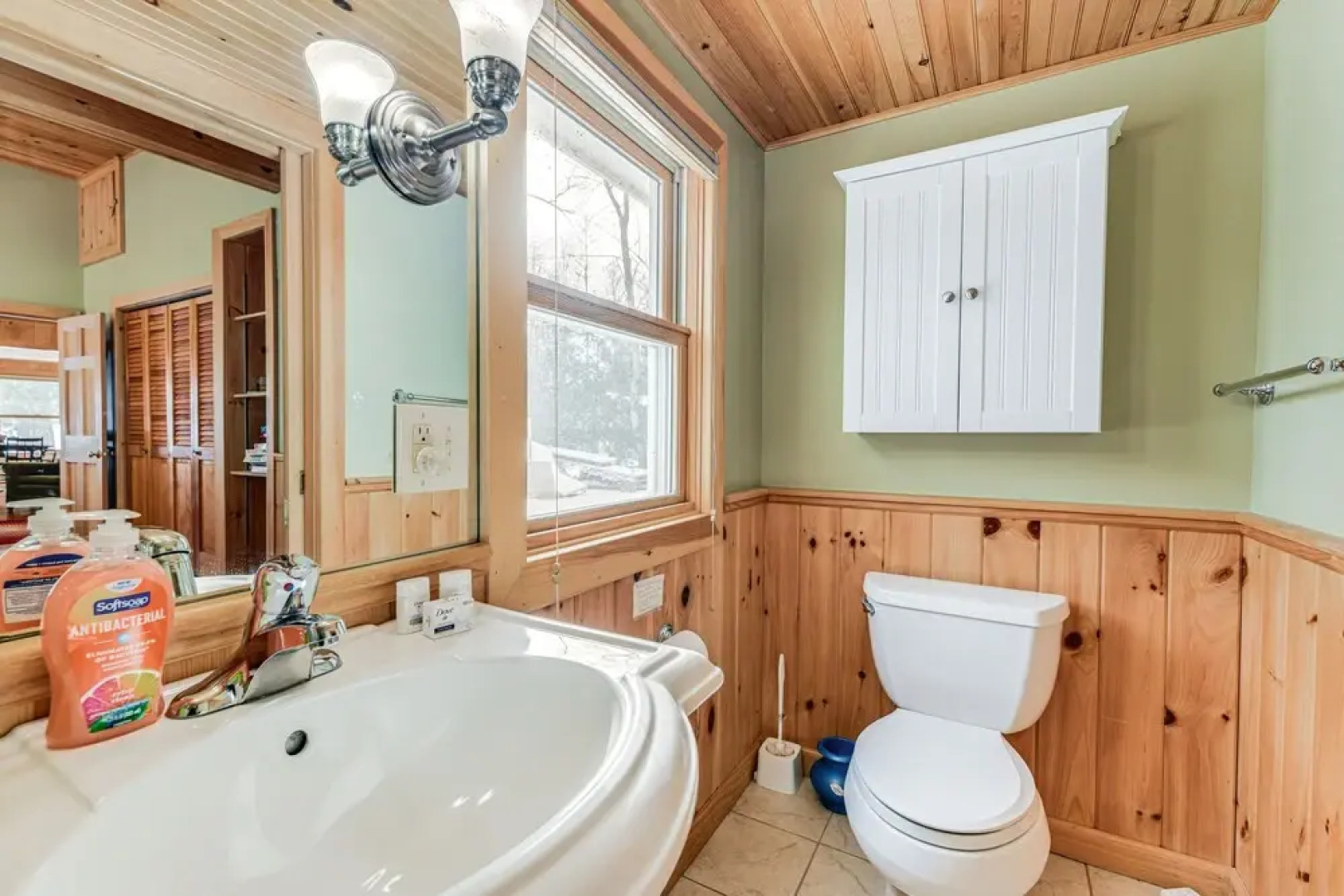 Waterfront North Hero Home w/ Screened Porch