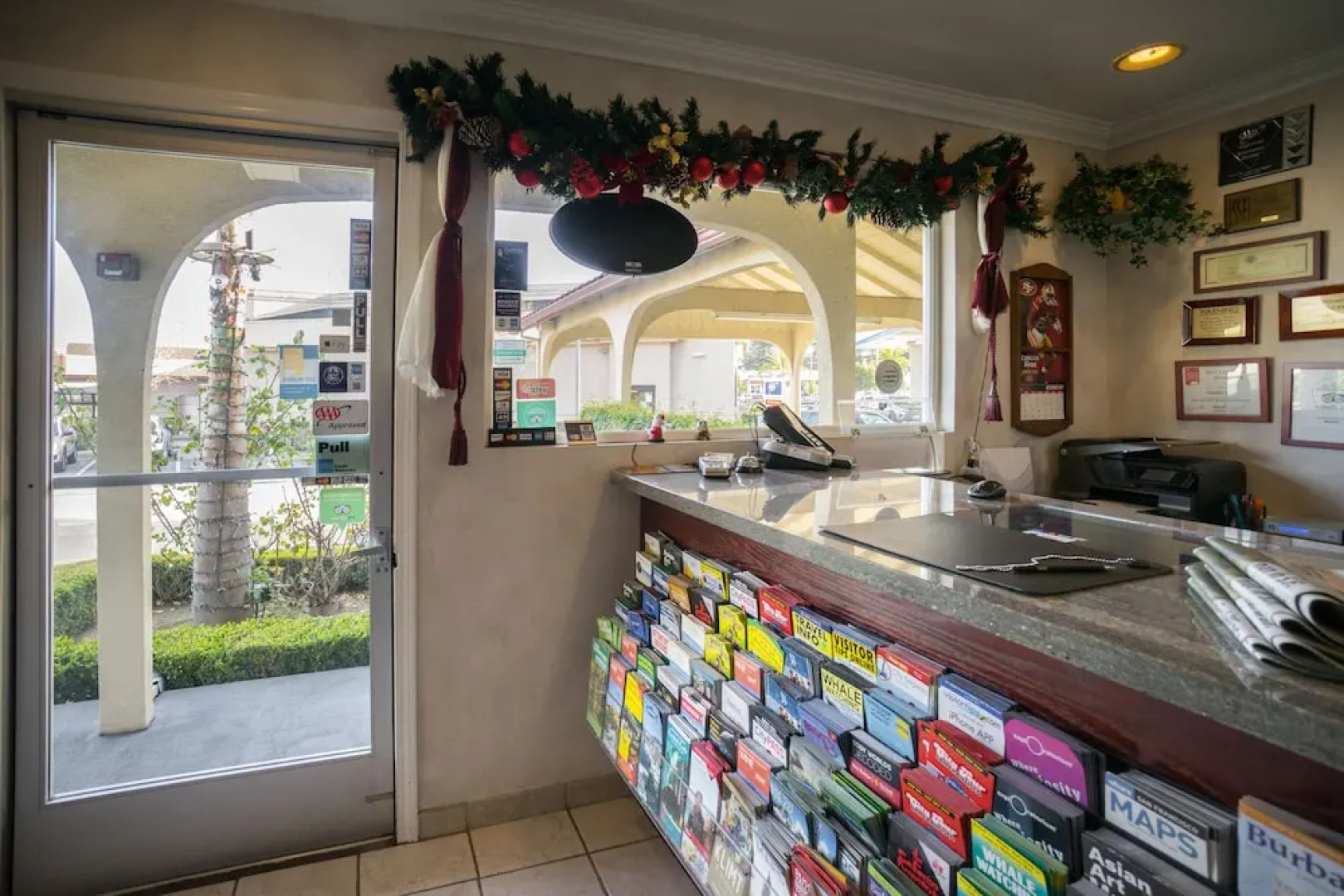 Travelers Inn