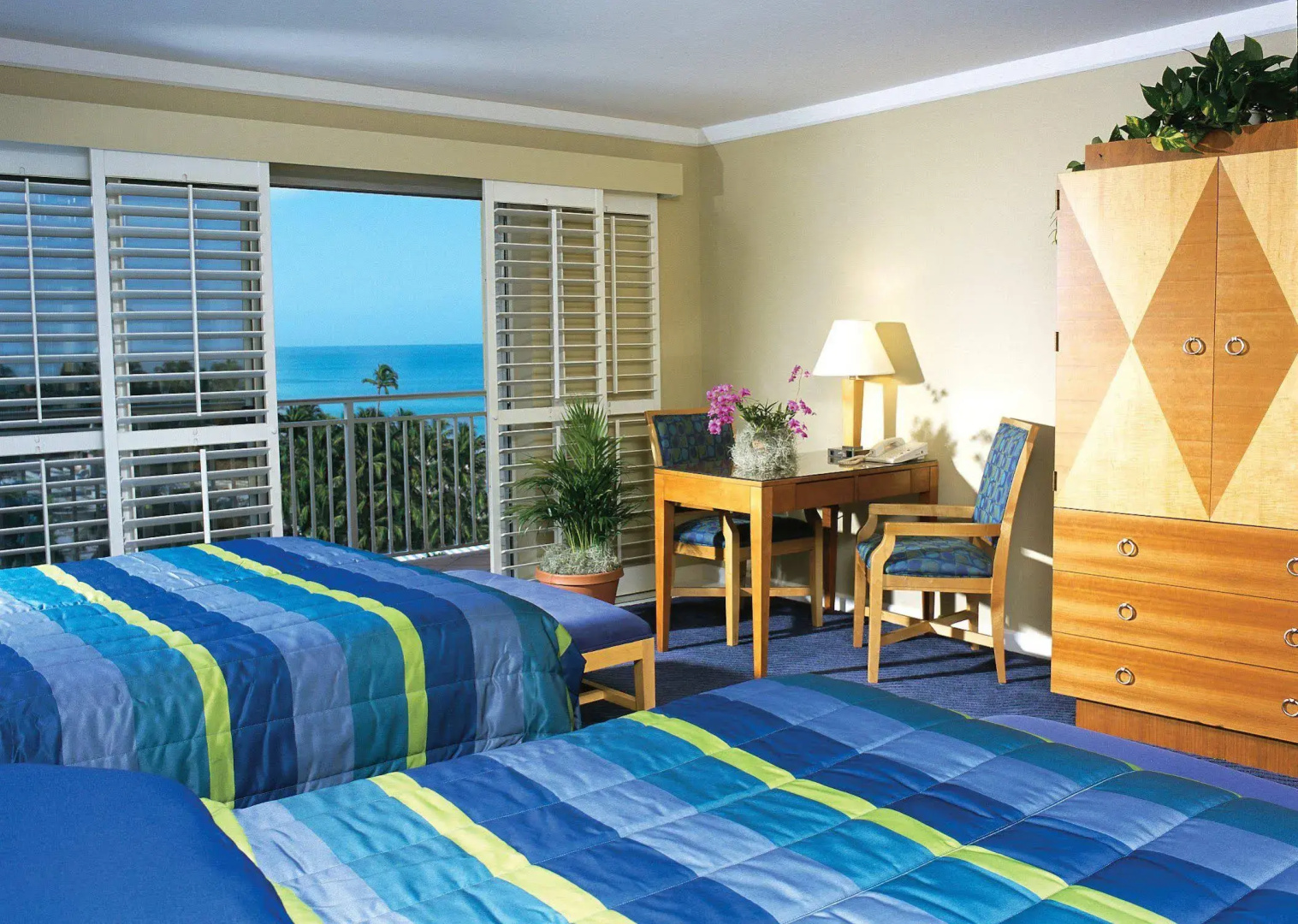 Naples Beach Club, A Four Seasons Resort