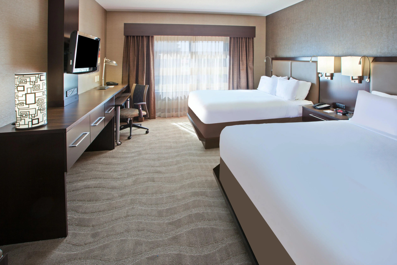 Holiday Inn Express and Suites Columbus Edinburgh by IHG