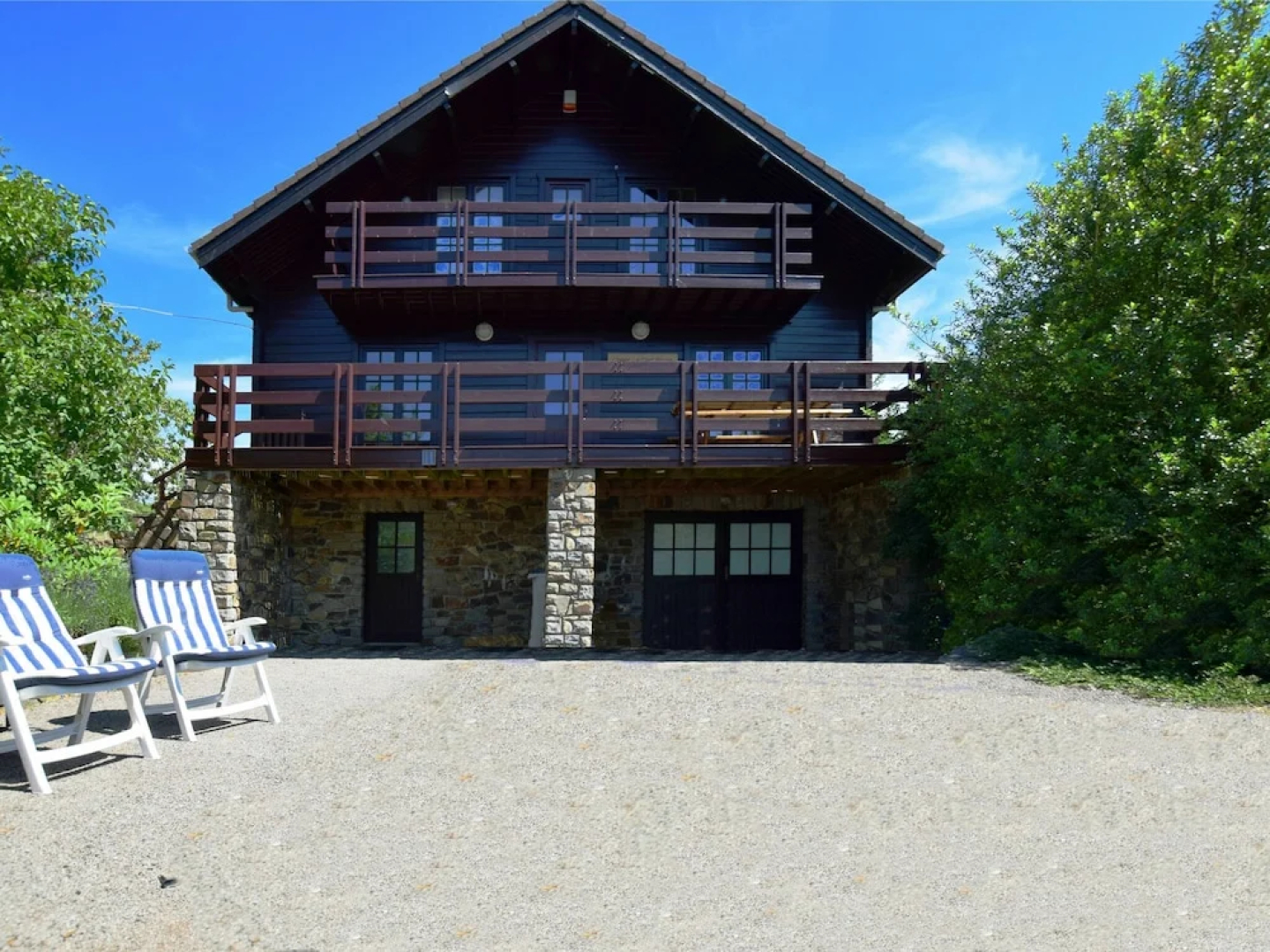 Attractive Chalet In Saint Hubert With Terrace And Garden