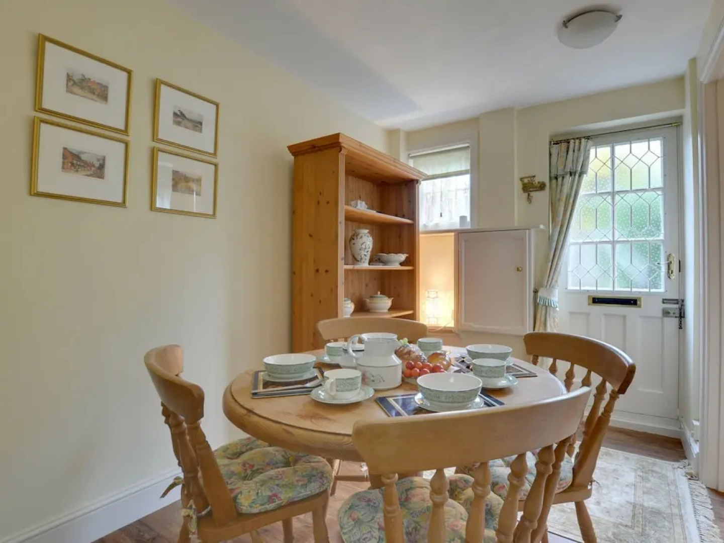 Quaint Cottage in Crowborough With Graden