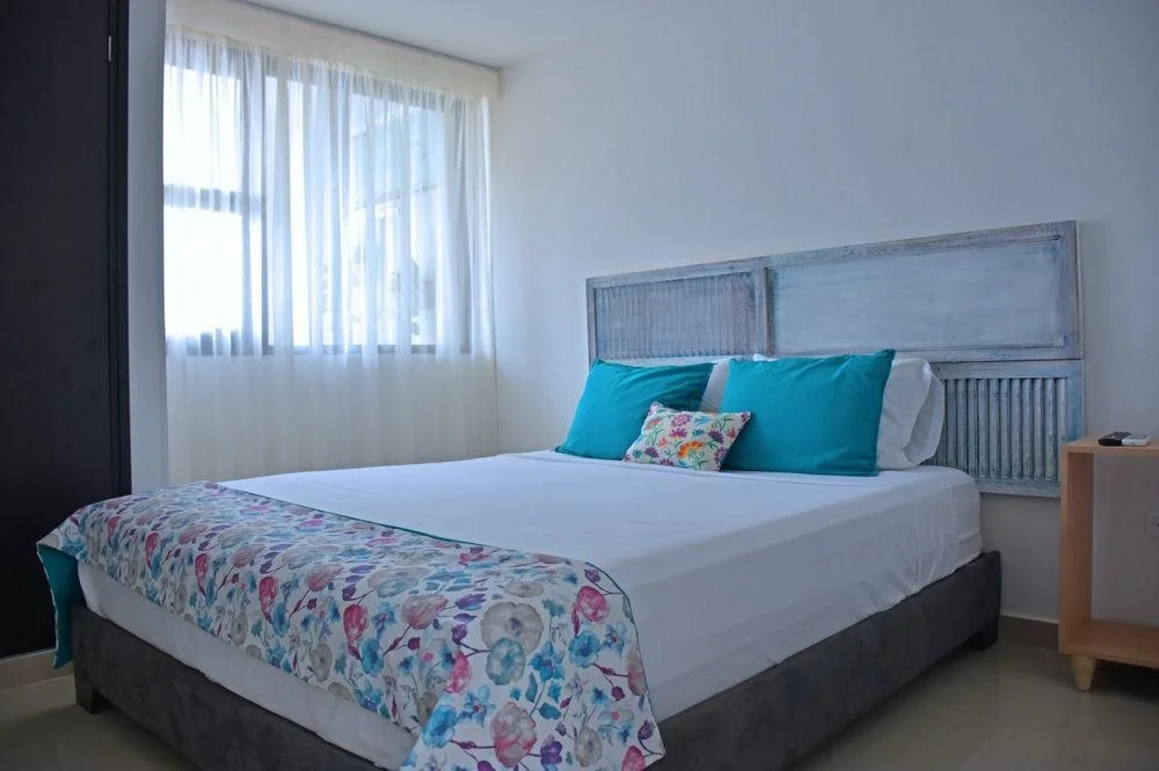 Hotel BellaMar Beach