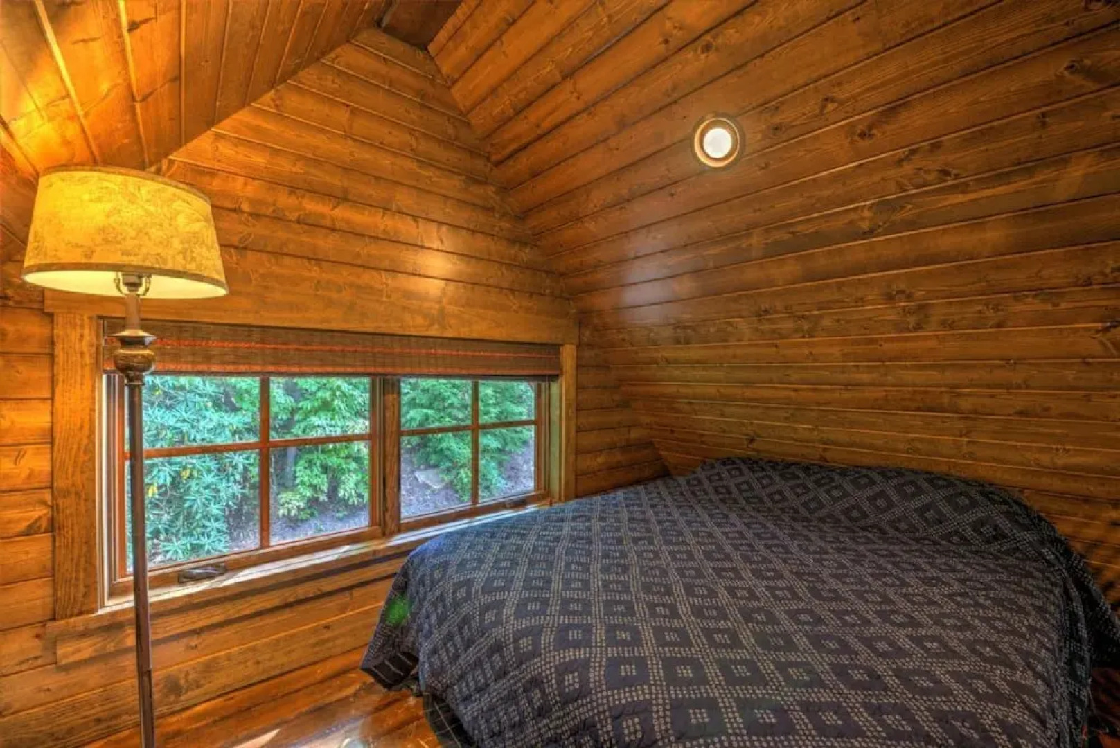 Blue Jay's Perch - 1 Br Cabin