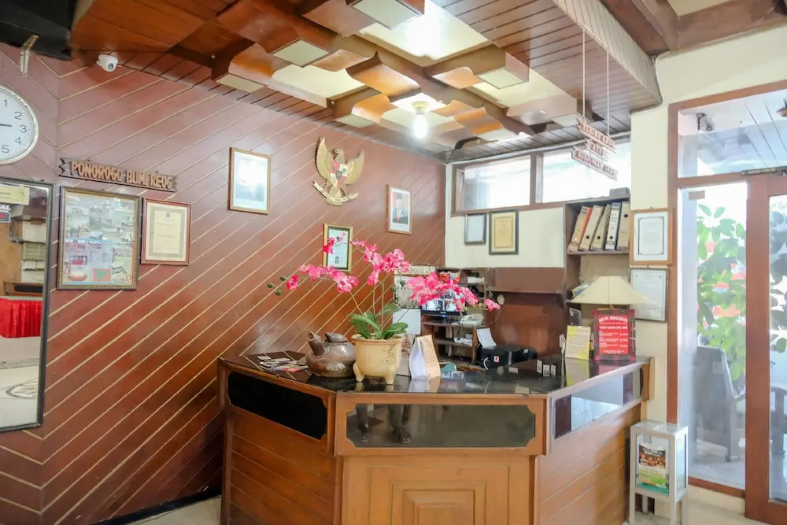 Spot On 1761 Hotel Dirgahayu