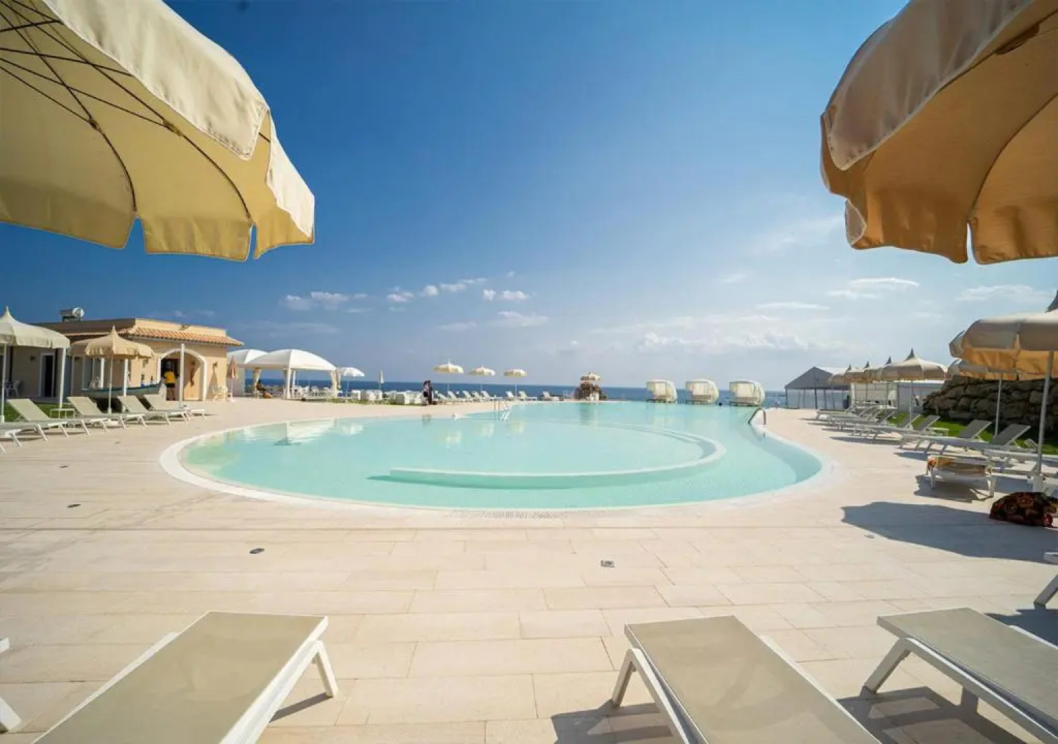 Le Castella Resort & Beach