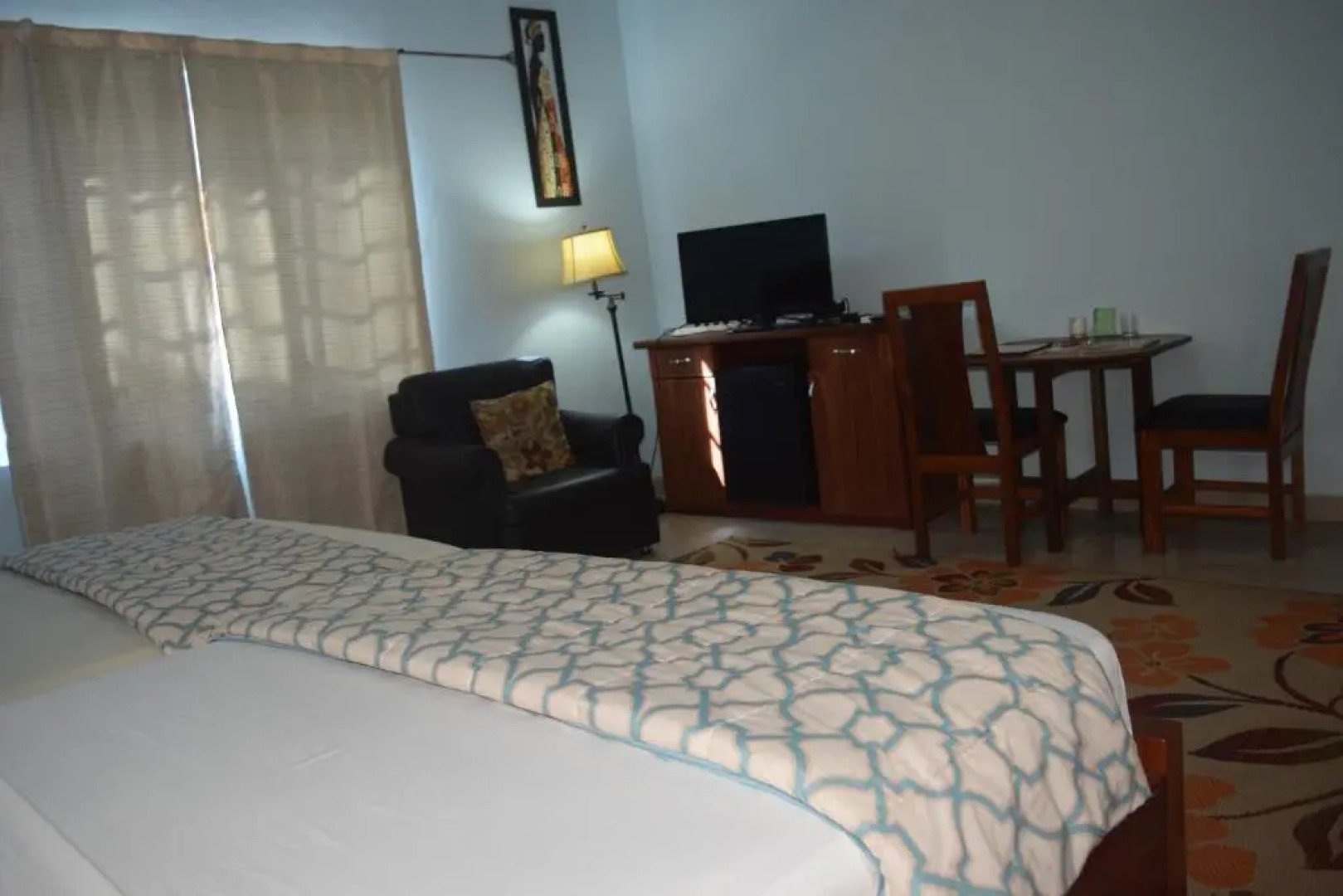 Coconut Pointe Villa & Beach Resort