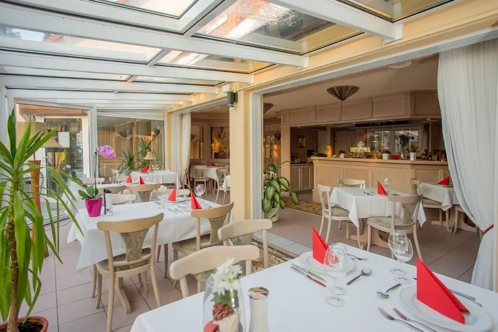 Ambiente Hotel & Restaurant