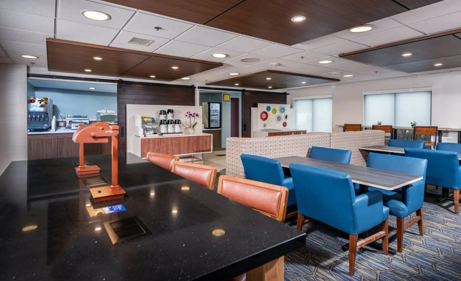 Holiday Inn Express Newport North - Middletown by IHG