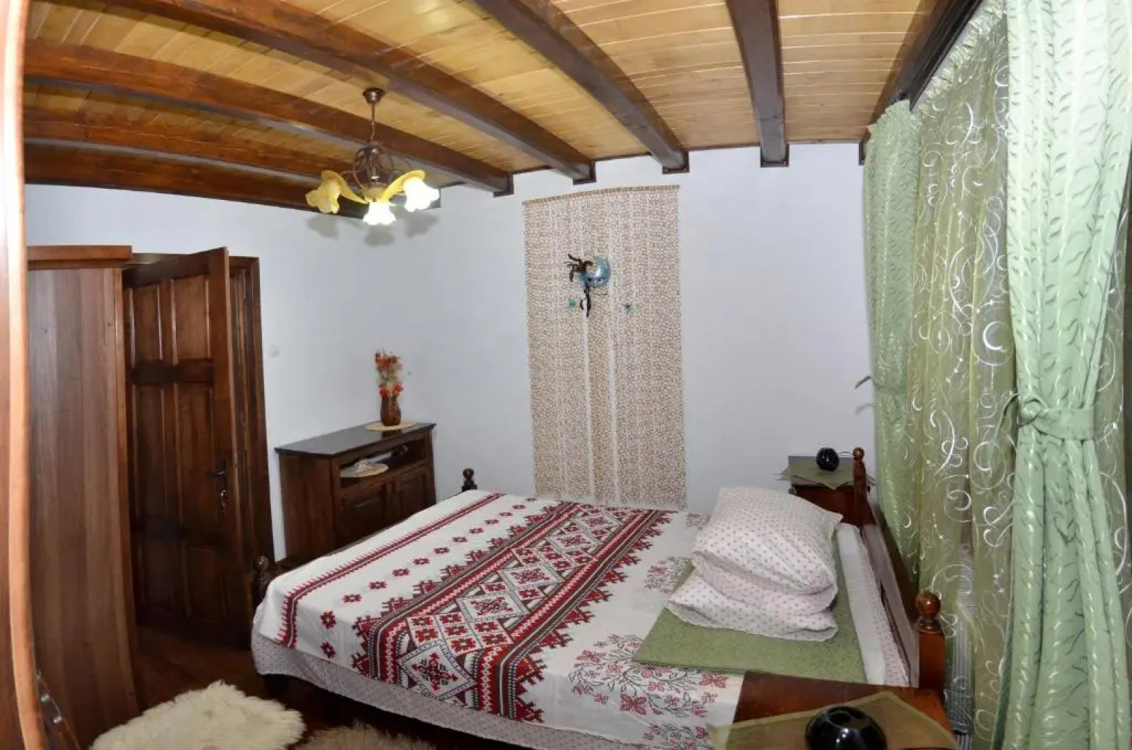 Cabana Paradisul Verde Neamt