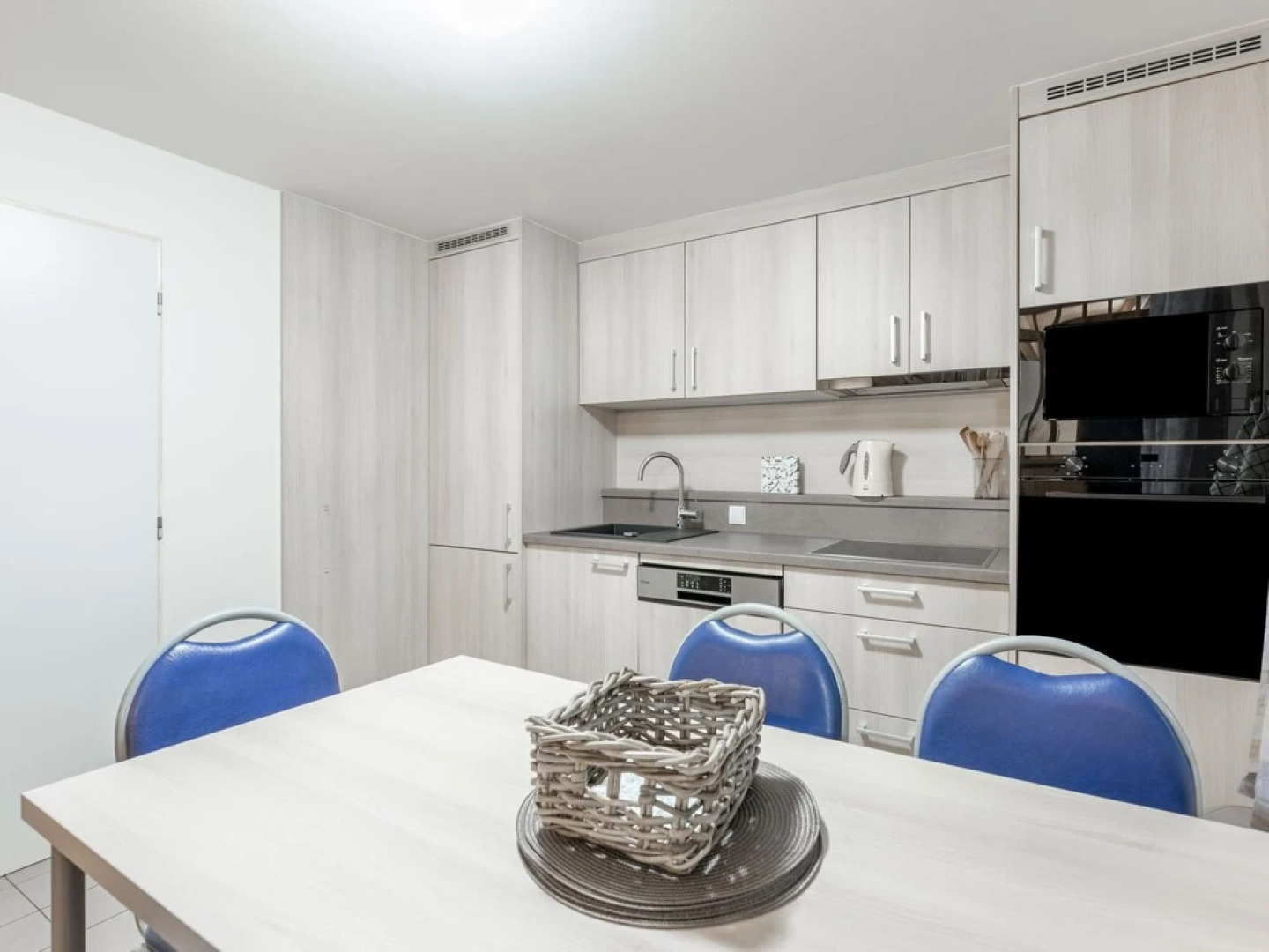 Holiday Hill 60 ern D l