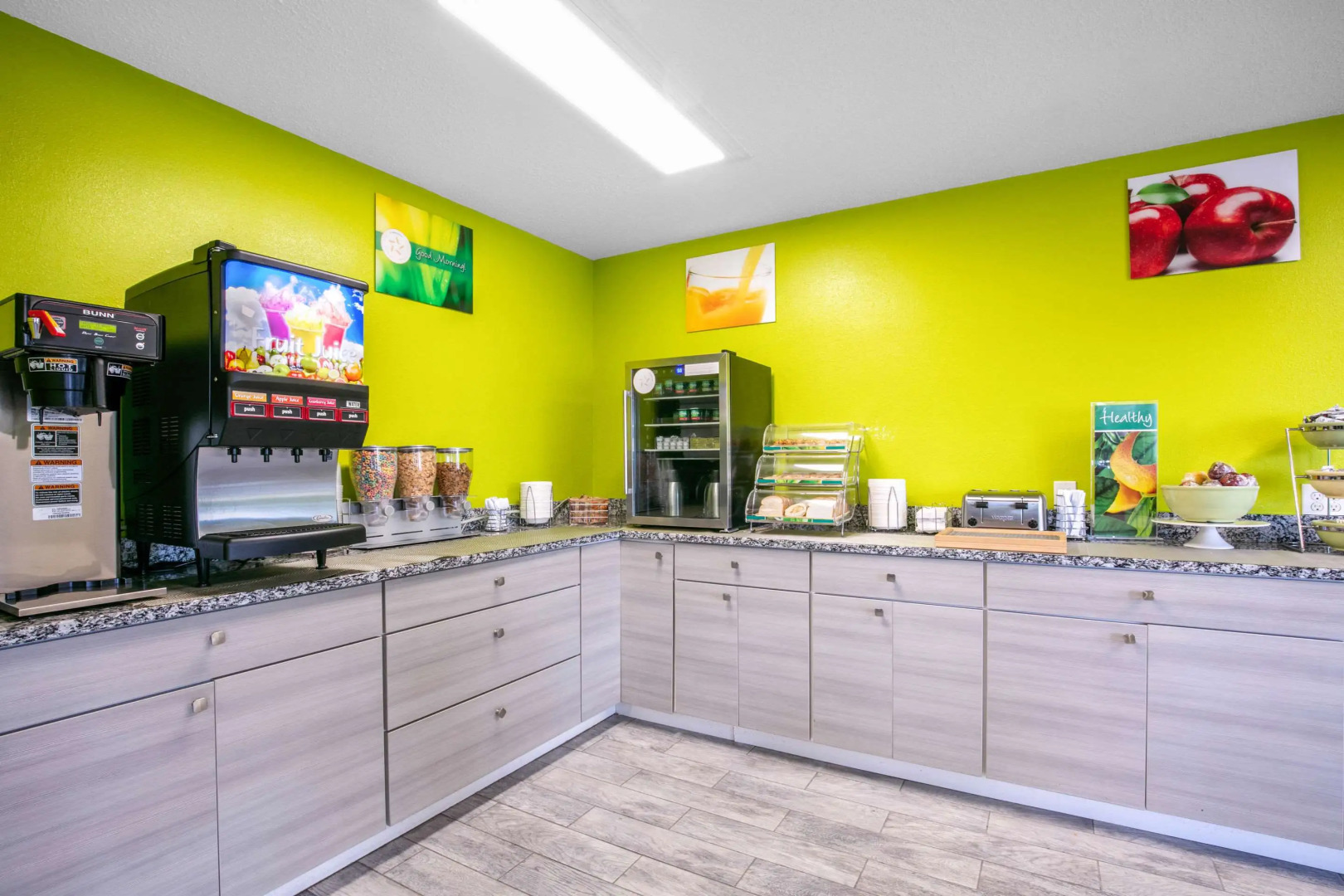 Quality Inn & Suites Metropolis I-24