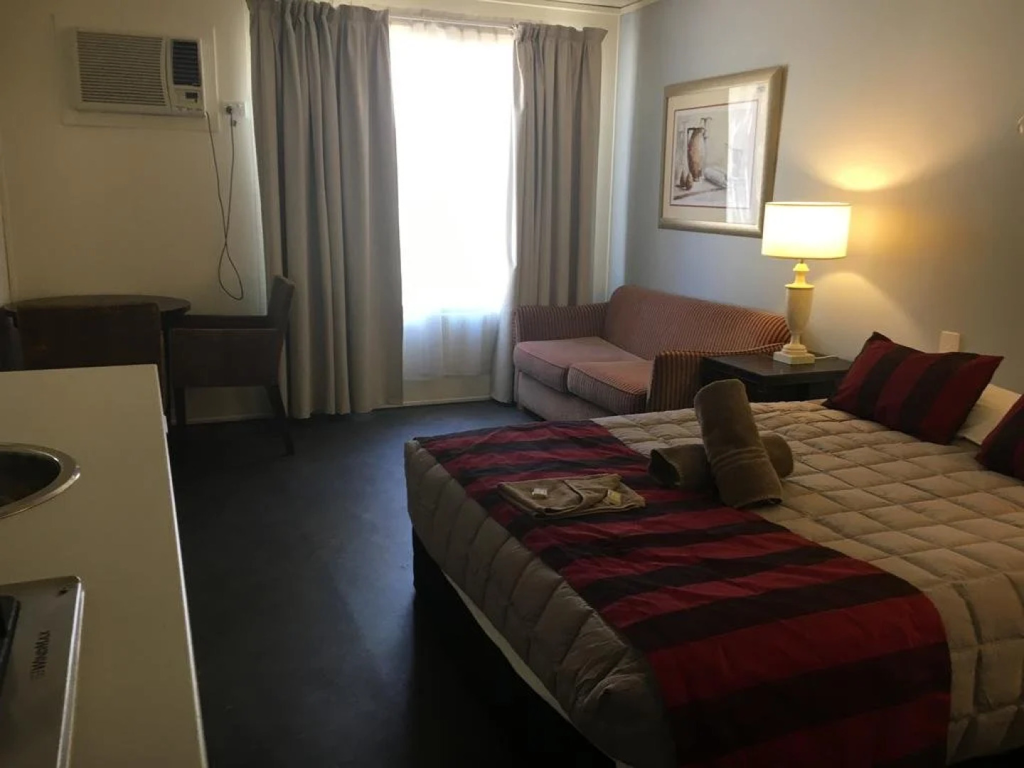 Australian Motor Homes Tourist Park