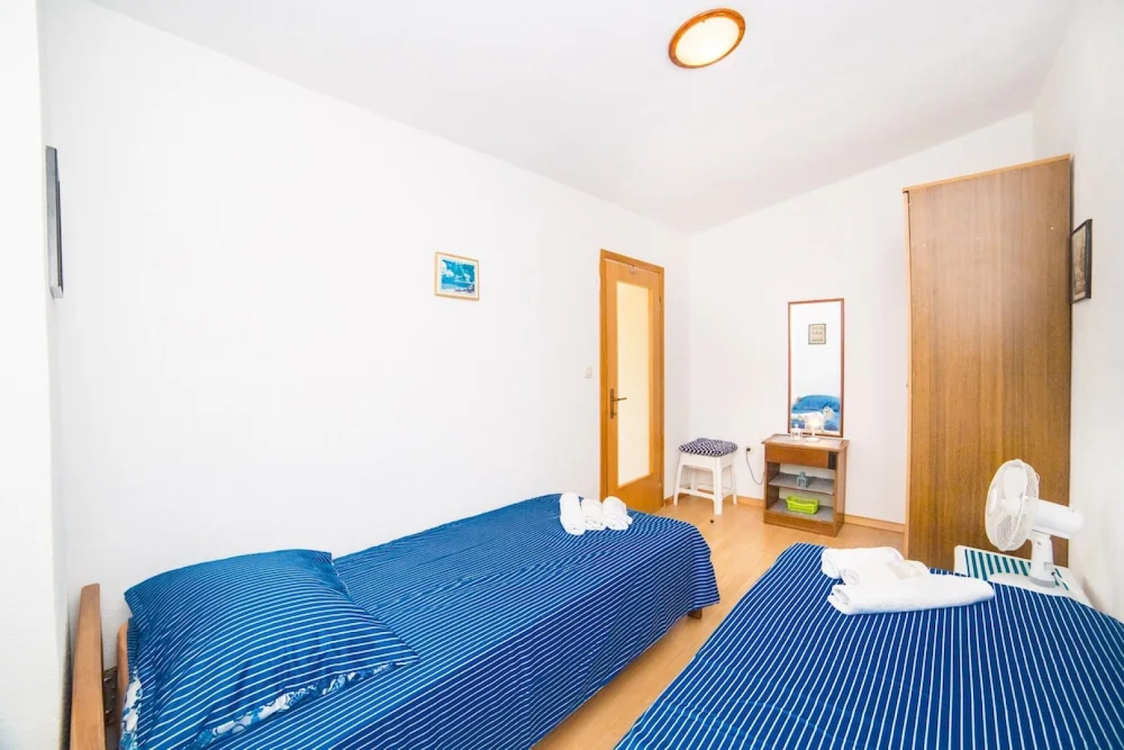 Studio Next to the Beach w Terrace & Parking