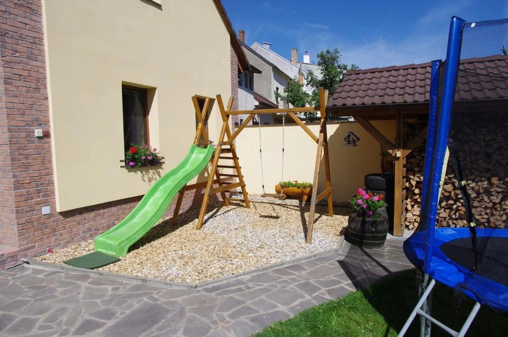 Ubytování a apartmány Sluníčko