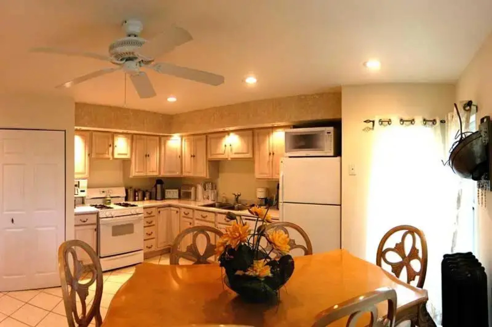 Gaslight Bed and Breakfast