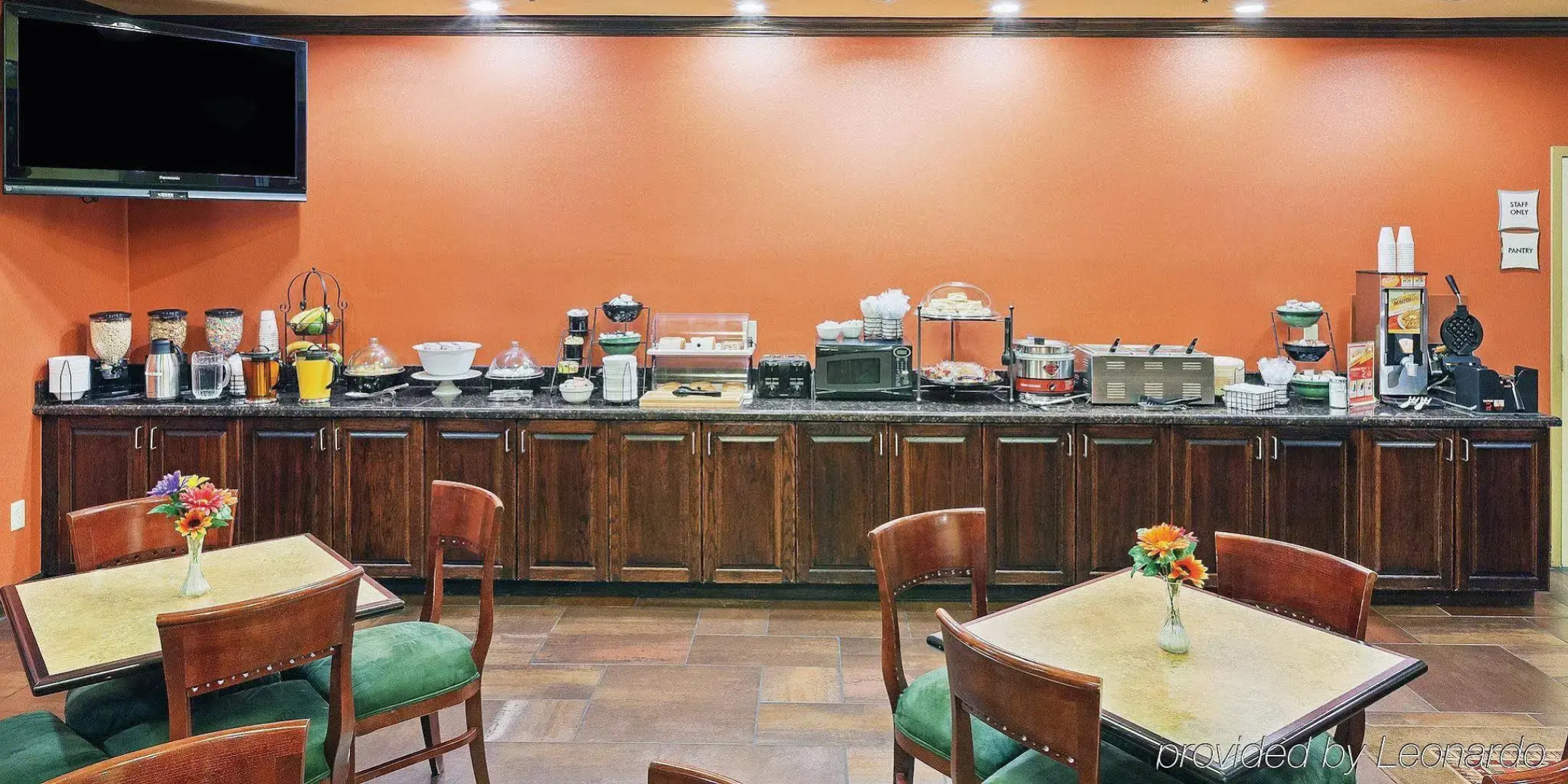 La Quinta Inn & Suites by Wyndham Eastland
