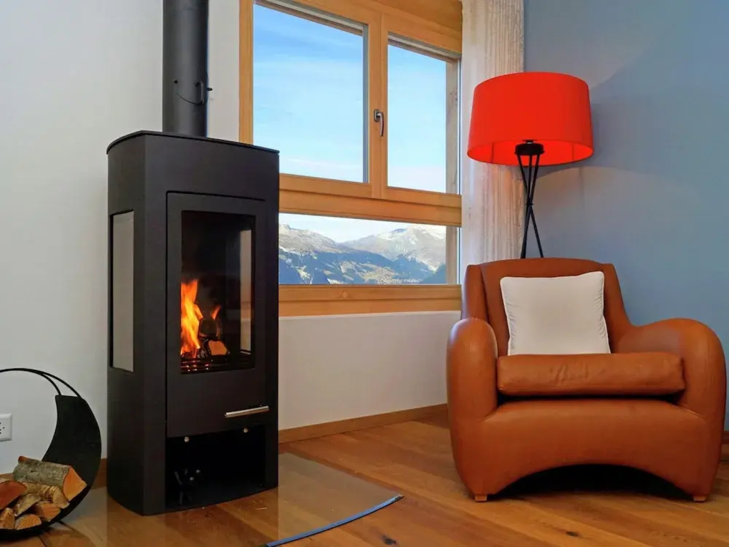 Luxury Apartment with Hot Tub in Veysonnaz