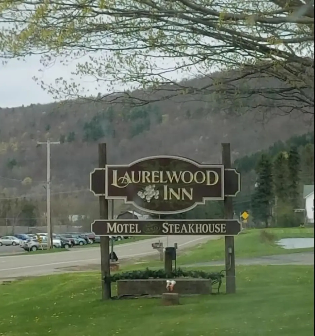 Laurelwood Inn and Steakhouse