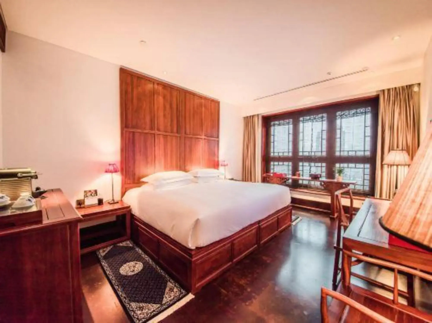 Zeyun Hotel