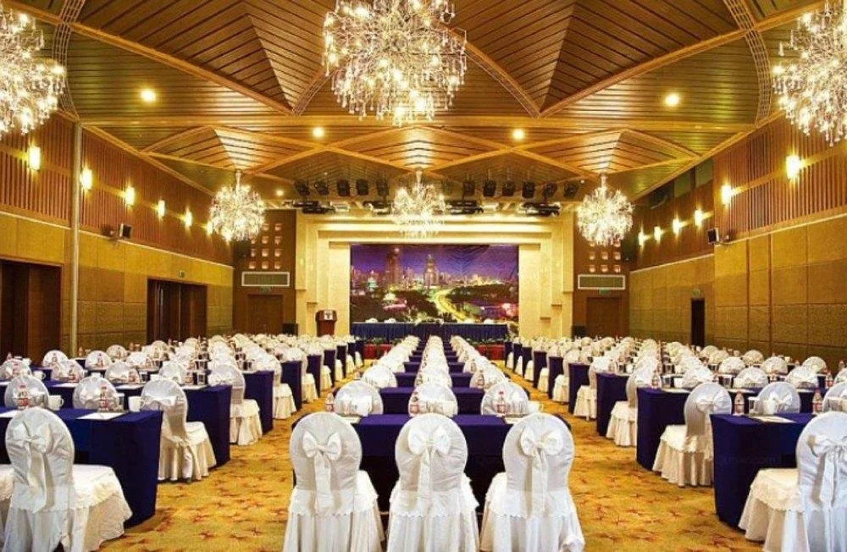 Southern Airlines Pearl International Hotel