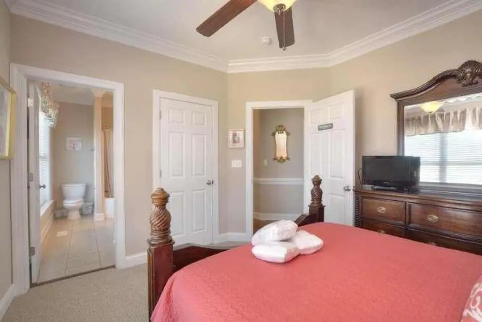 Serenity Sands Beach Retreat