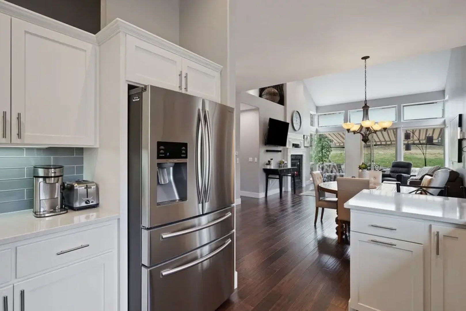Village 62 Gorgeous Remodeled Townhouse with Firepit on the Backyard by RedAwning