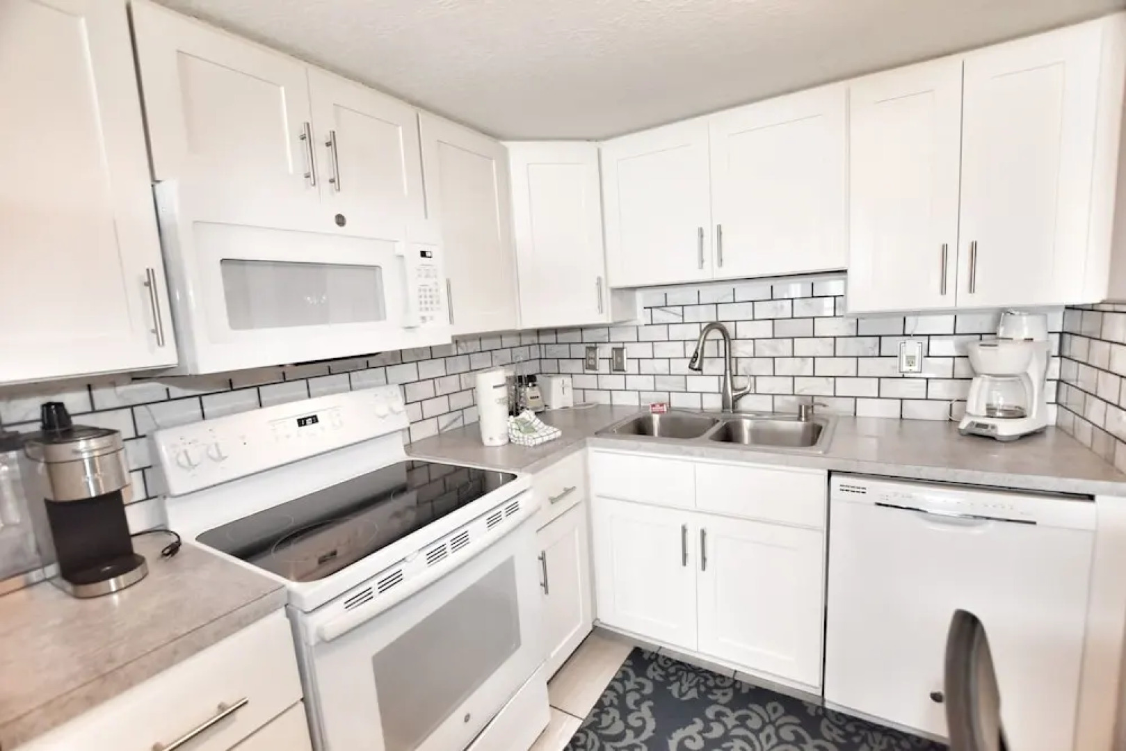 0503 Waters Edge Resort 1 Bedroom Condo by Redawning