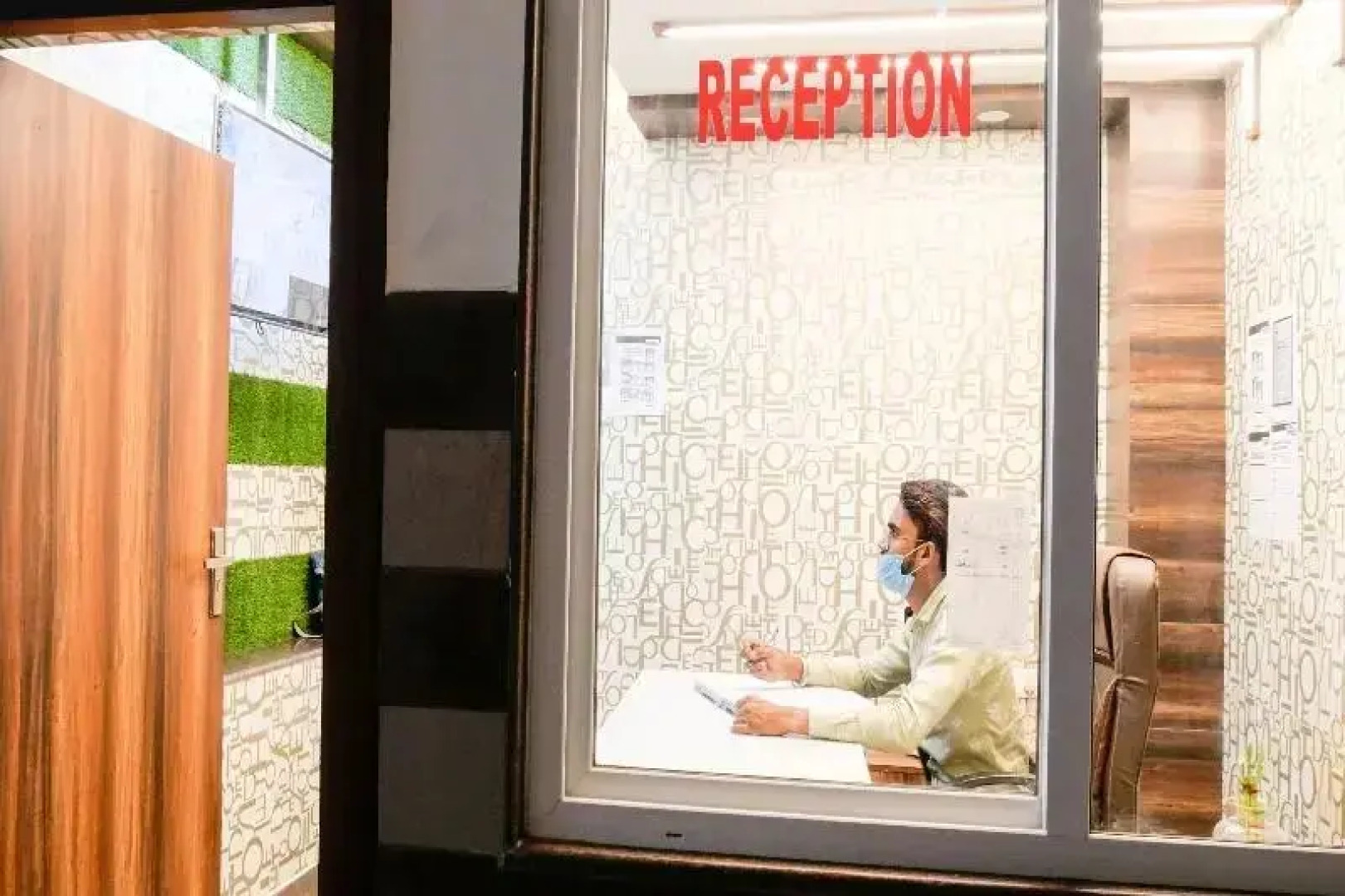 The Shubham- Kakadeo by OYO Rooms