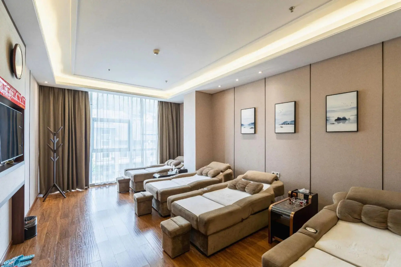 Changchi Hot Spring Hotel