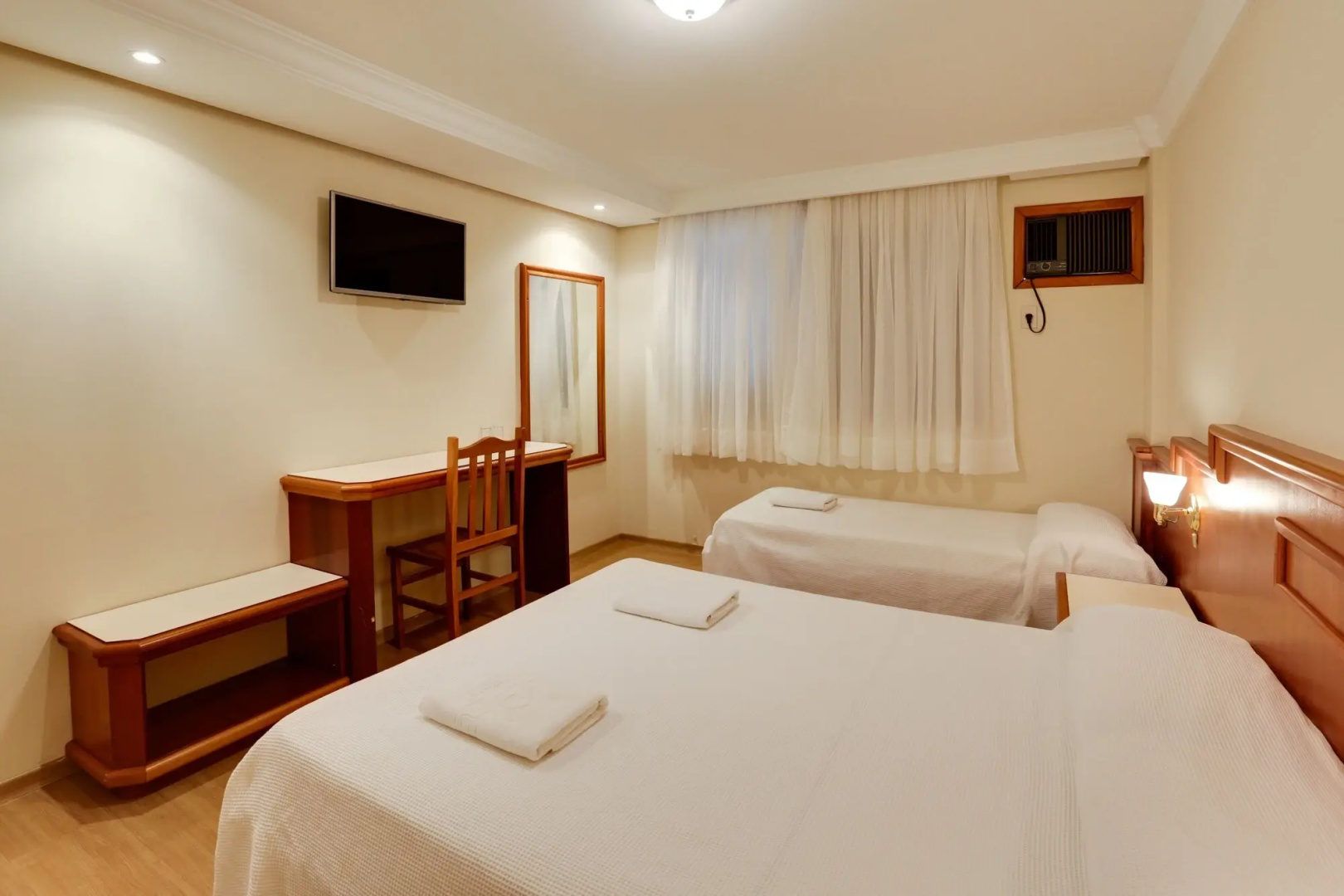 Hotel San Isidro