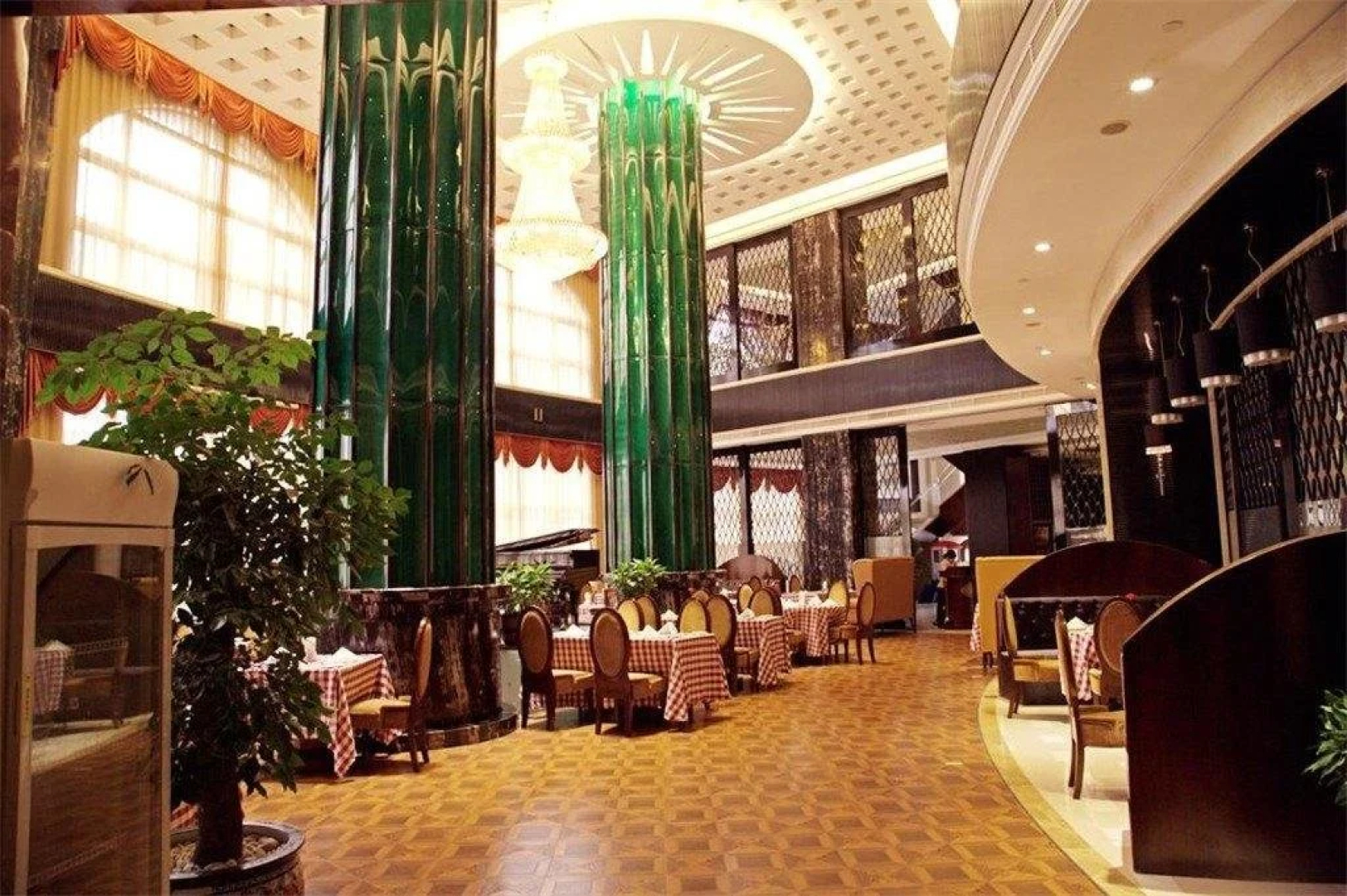 Jinding Hotel