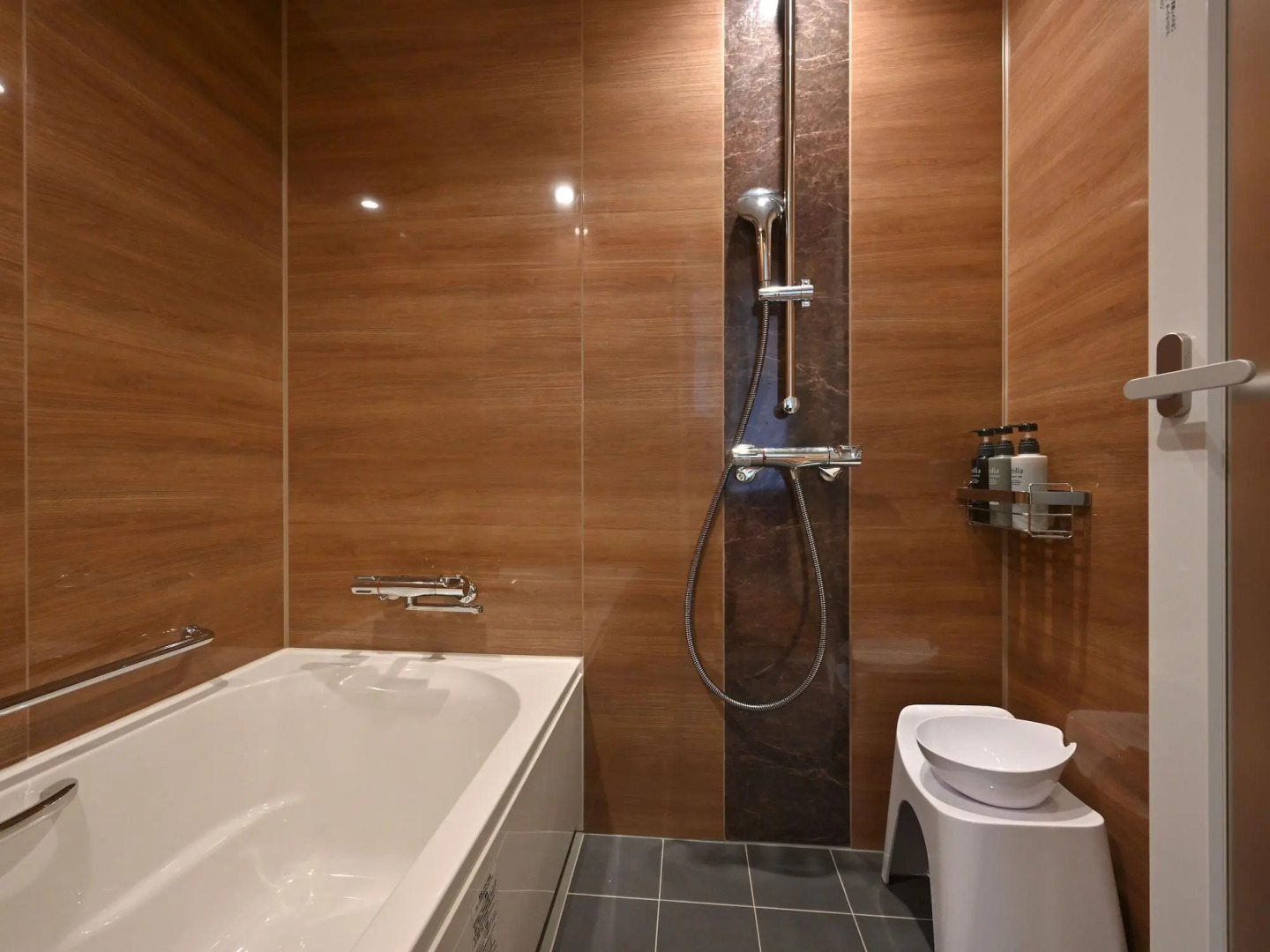 Fusaki Beach Resort Hotel & Villas