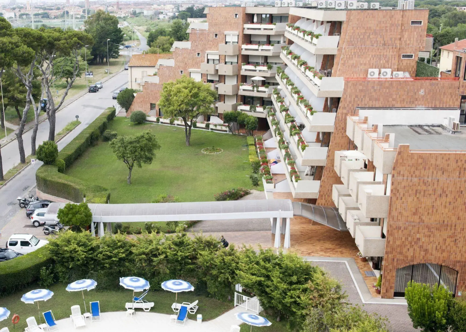 Suites Marilia Apartments
