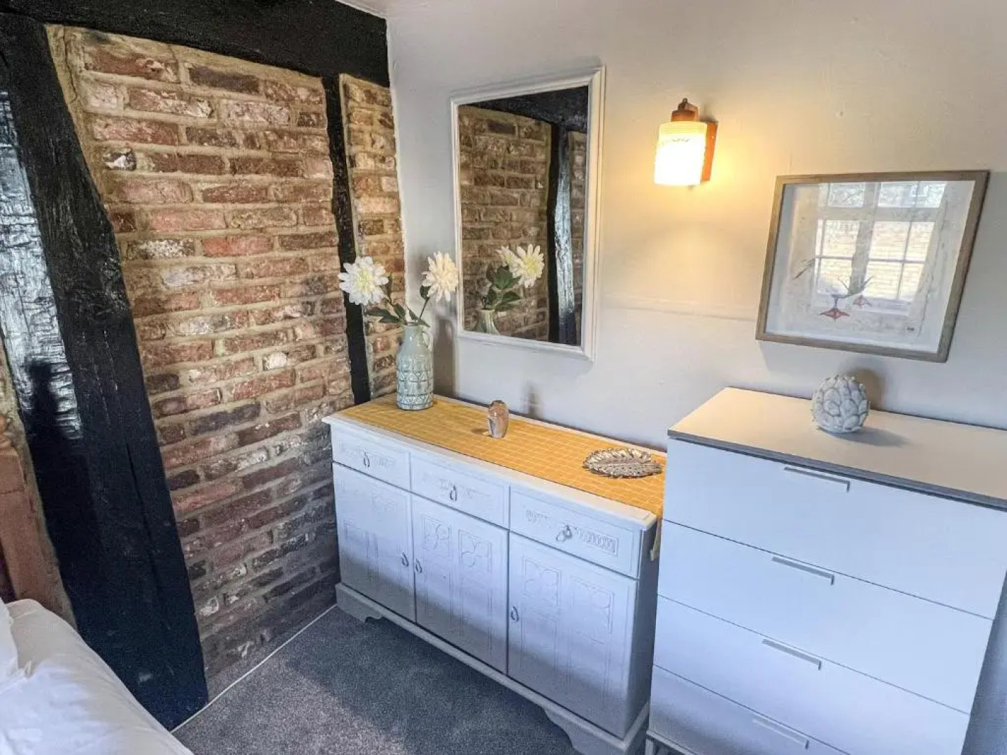 Victoria Cottage 3 Bedroom Grade 2 Listed Cottage Ref#421