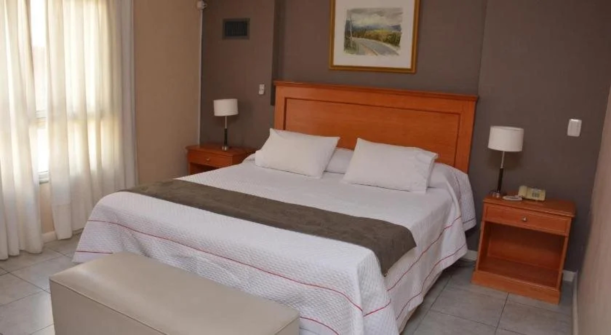 Mercedes Park Hotel