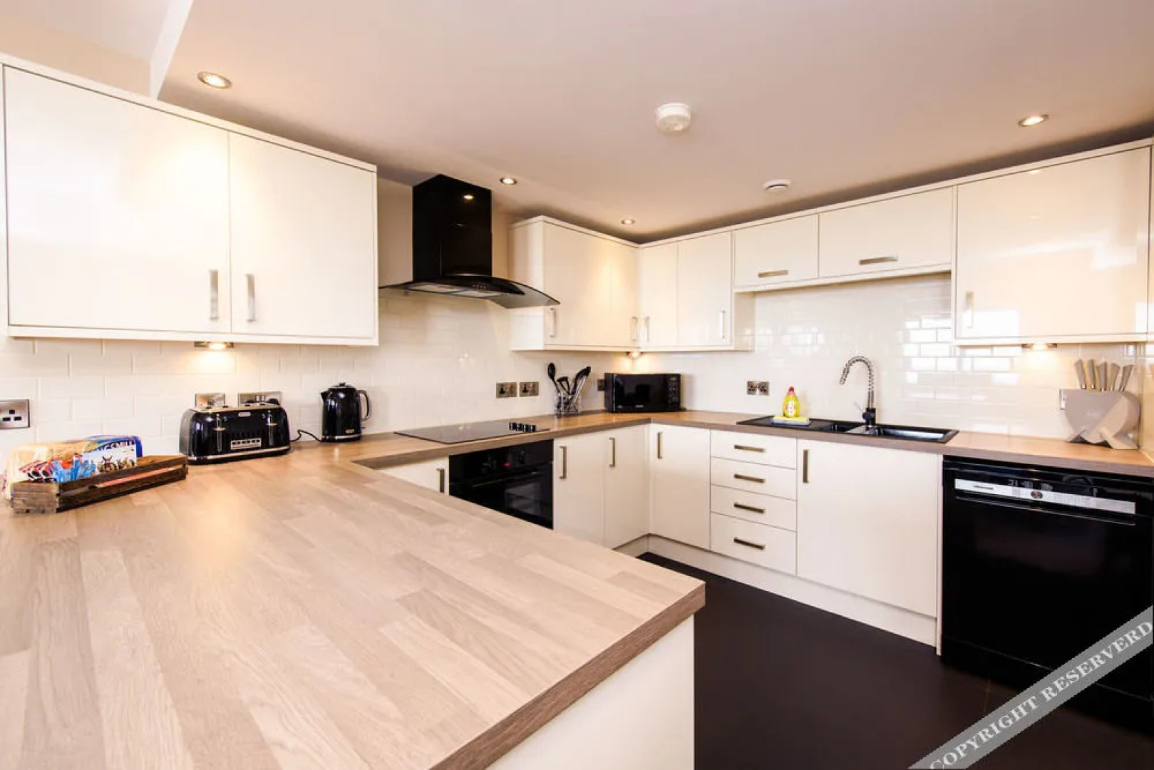 The Sands - Sea Front Apartments