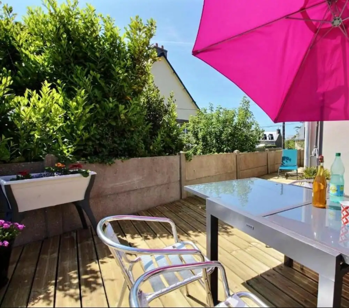 House With 2 Bedrooms In Perros Guirec With Enclosed Garden And Wifi