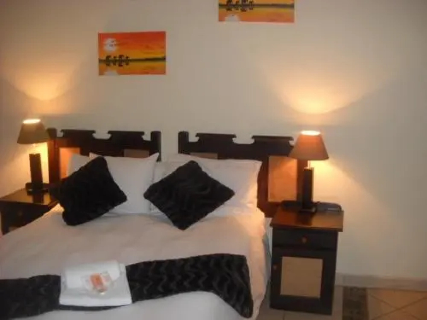 The Beverly Hills Guest Lodge