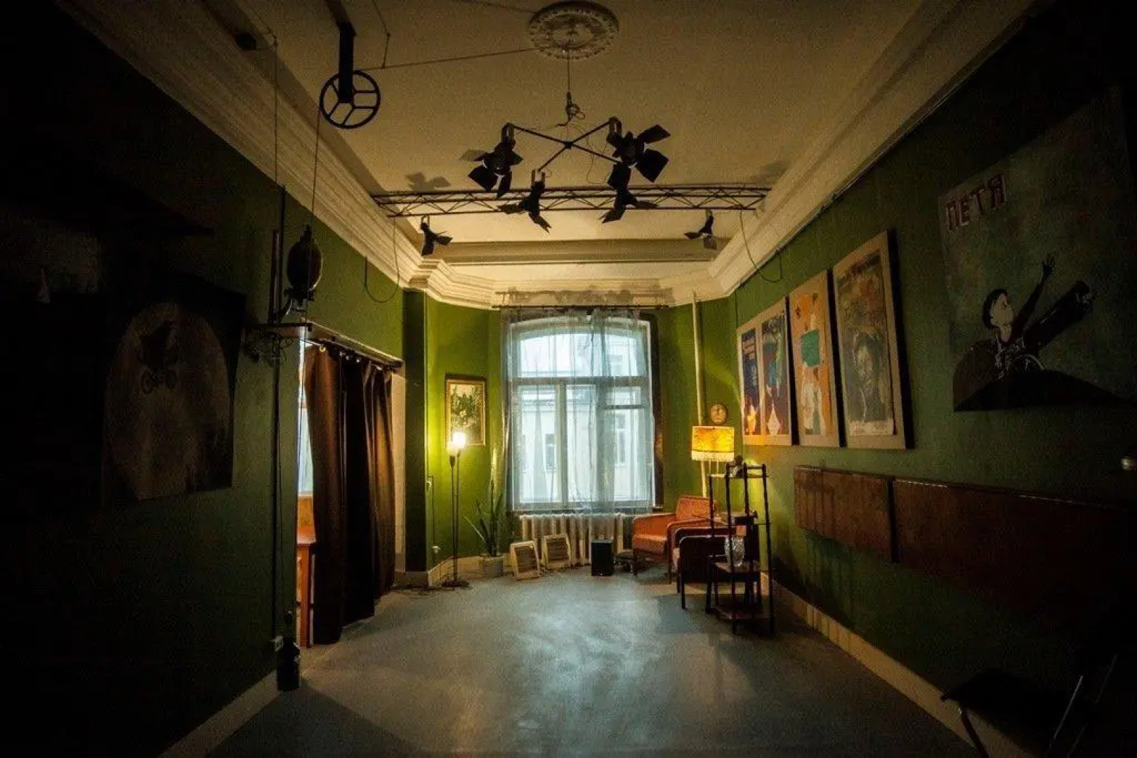 Kinohostel Petya i Volk