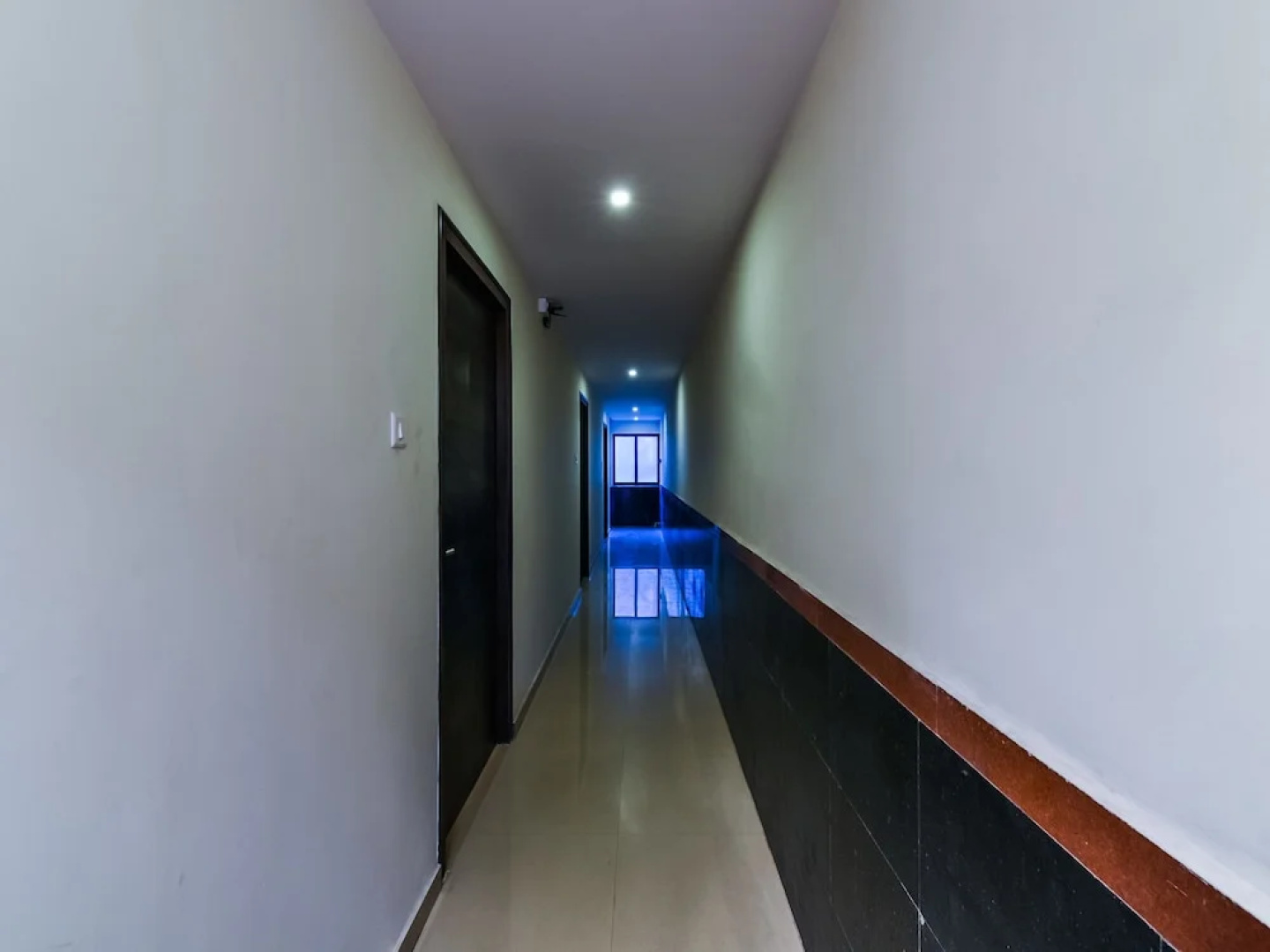 Blue Moon Inn By OYO Rooms